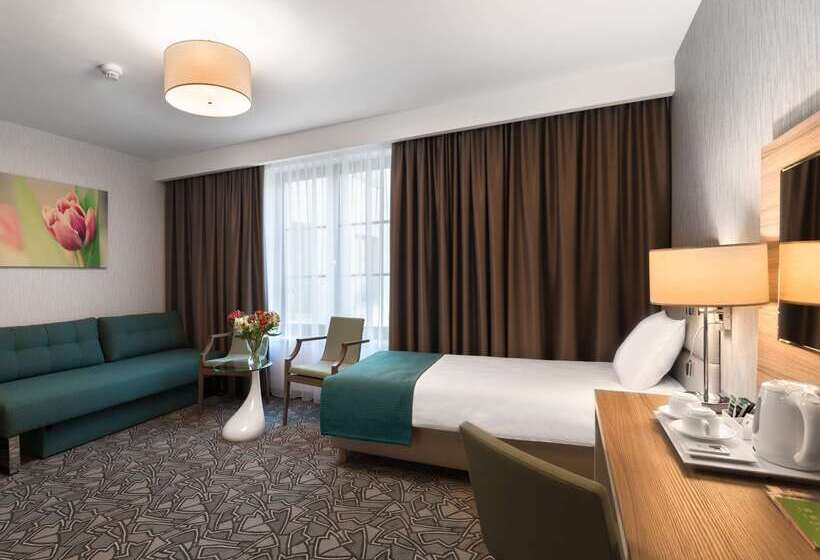 Отель Golden Tulip Krakow Kazimierz