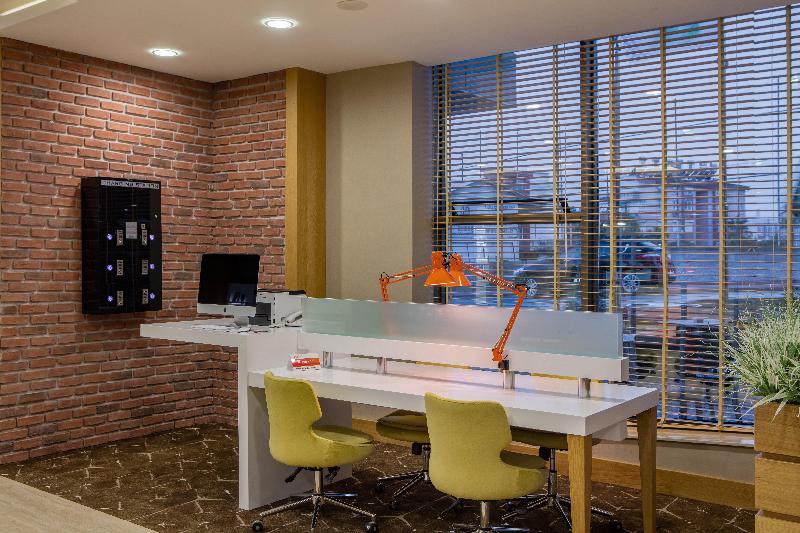 هتل Holiday Inn Antalya   Lara, An Ihg