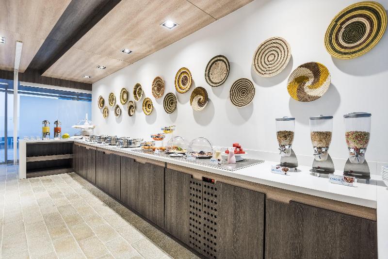 هتل Holiday Inn Express   Barranquilla Buenavista, An Ihg