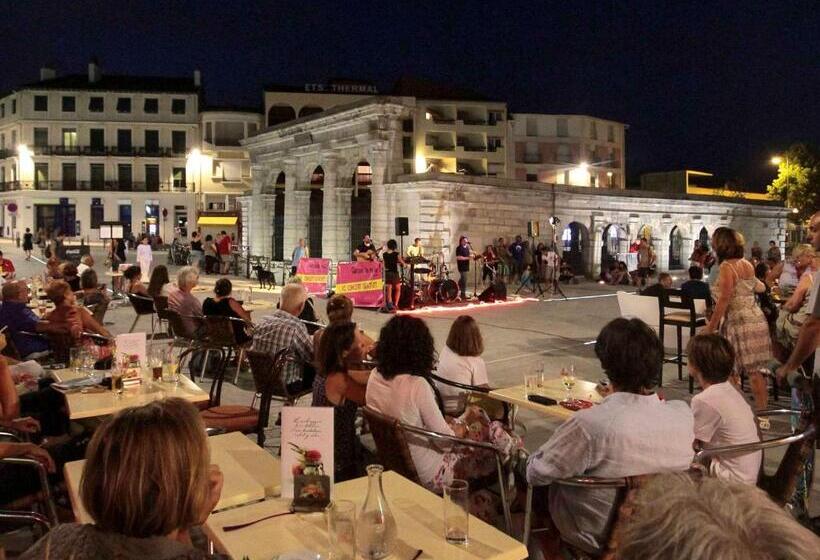 בית מלון כפרי Ibis Budget Saint Paul Les Dax