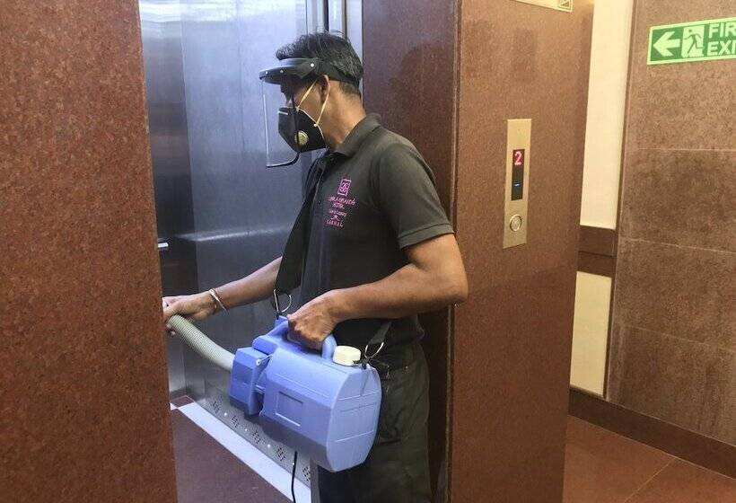 בית מלון כפרי Leela Grande