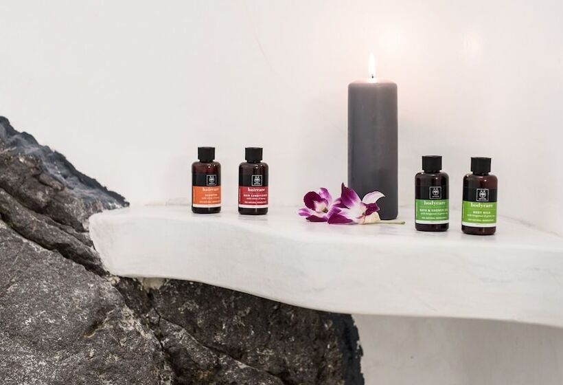 هتل Maregio Suites