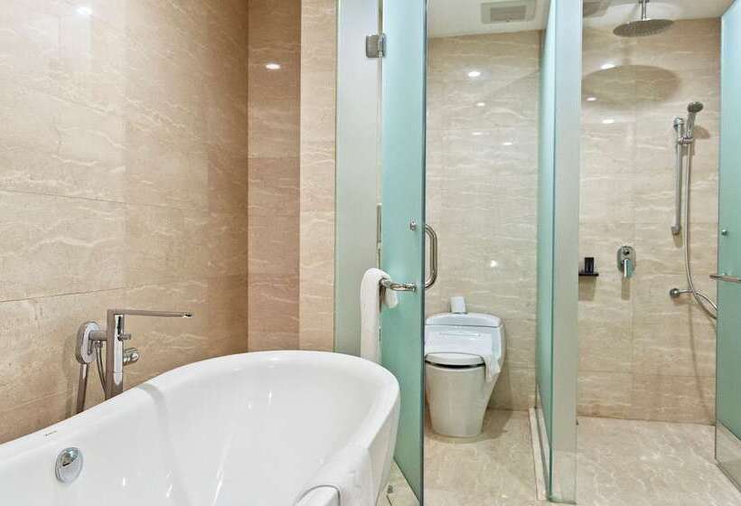 هتل Melia Makassar