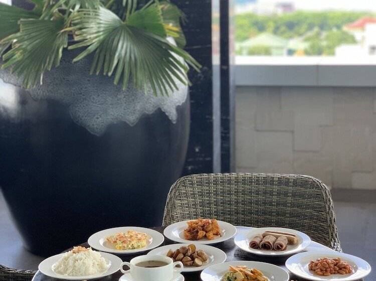 هتل Melia Makassar