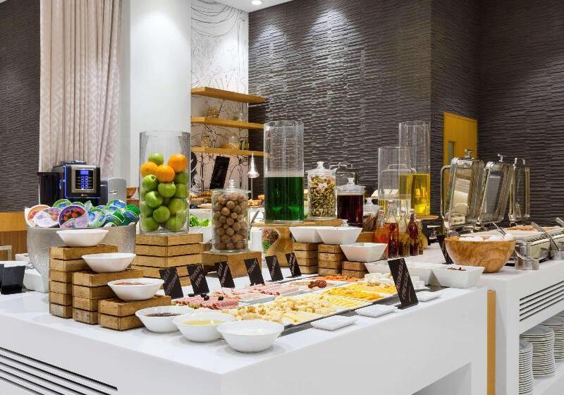 هتل Mercure Sohar