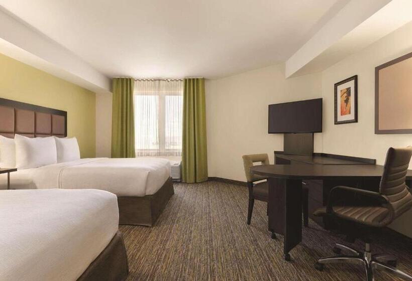 בית מלון כפרי Park Inn By Radisson, Calgary Airport North, Ab