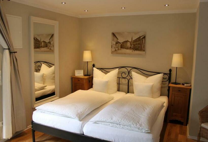 ホテル Pfälzer Hof