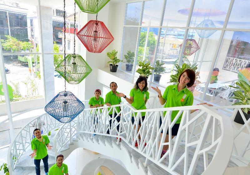 Отель Lamora Kota Lama Surabaya