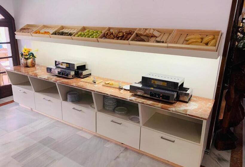 هتل Pozo Del Duque Ii