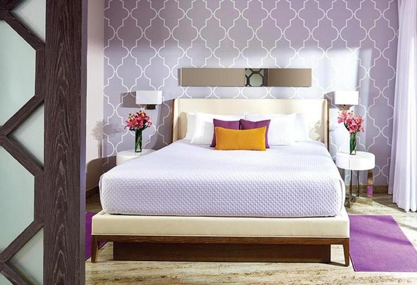 호텔 Residences at The Fives