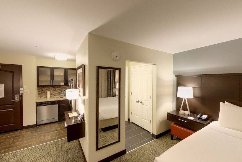 هتل Staybridge Suites Ann Arbor   Research Parkway, An Ihg