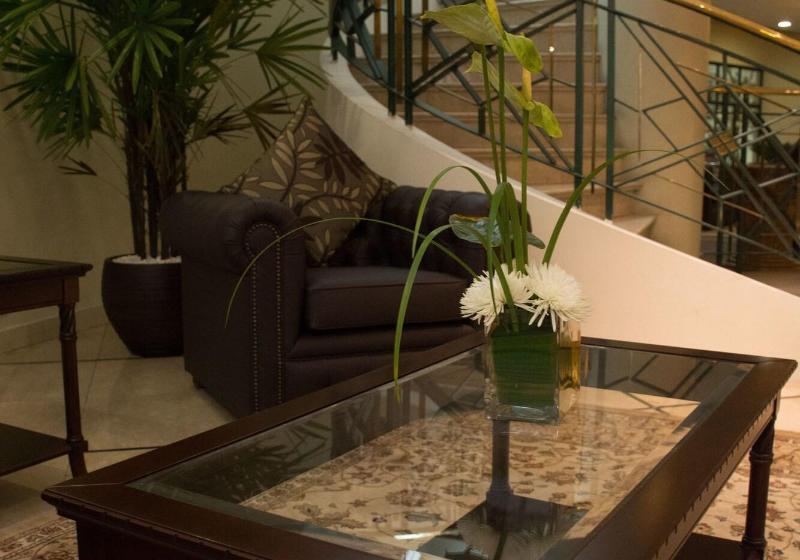 هتل Torres De Suites By Inamazonas