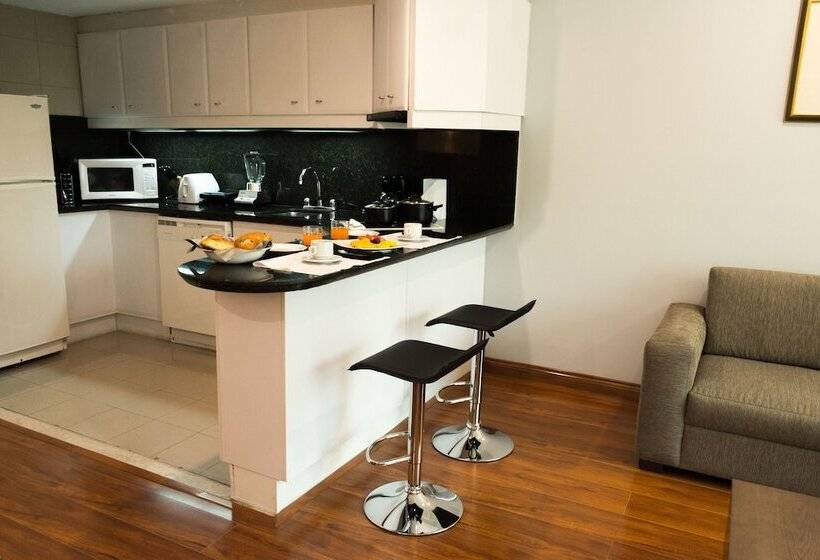 هتل Torres De Suites By Inamazonas