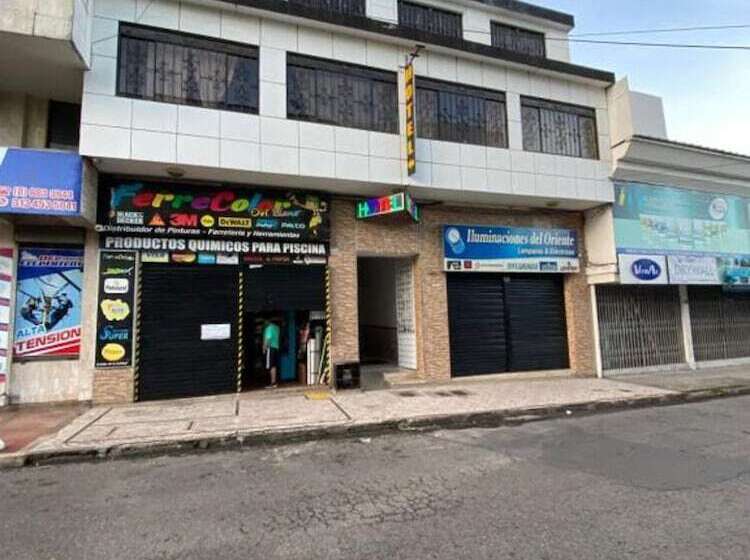 هتل Selecta Colonial