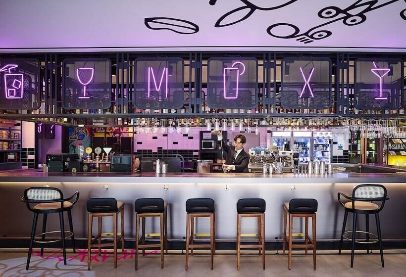 בית מלון כפרי Moxy Seoul, Myeongdong