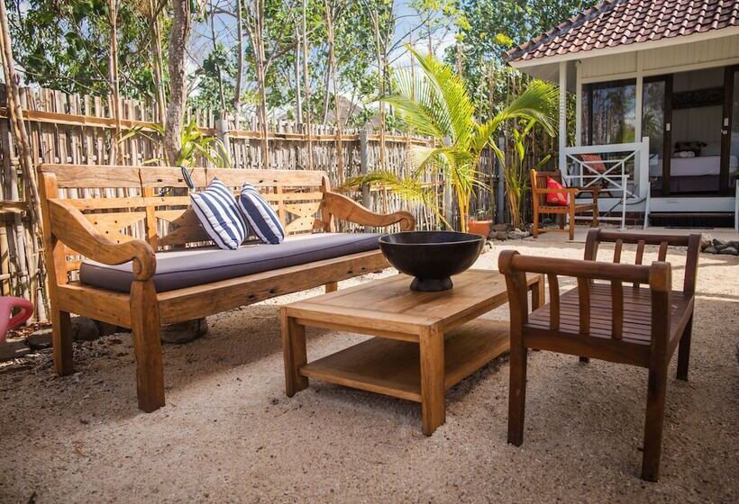 فندق The High Dive Gili Gede