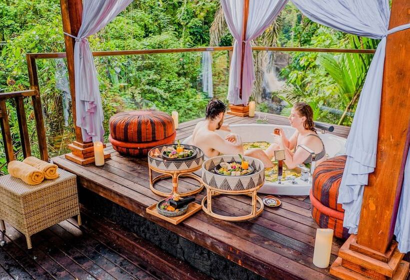 호텔 The Sebali Resort