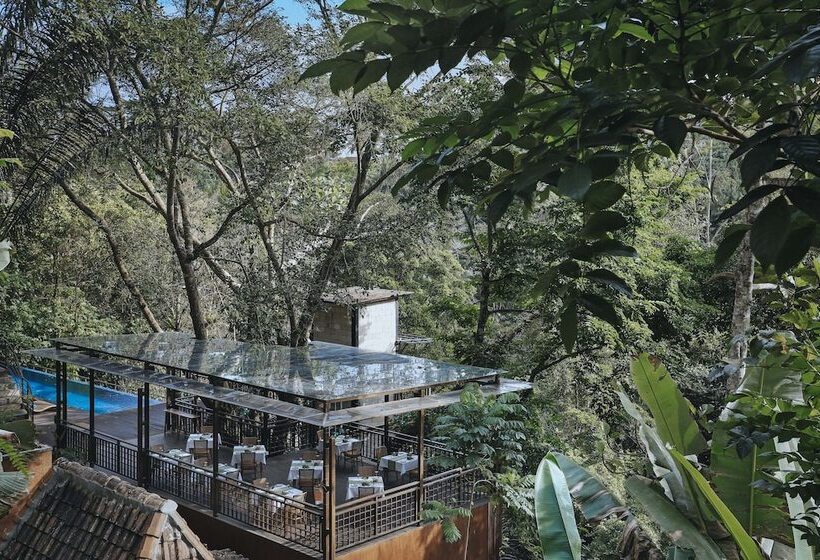 호텔 The Sebali Resort