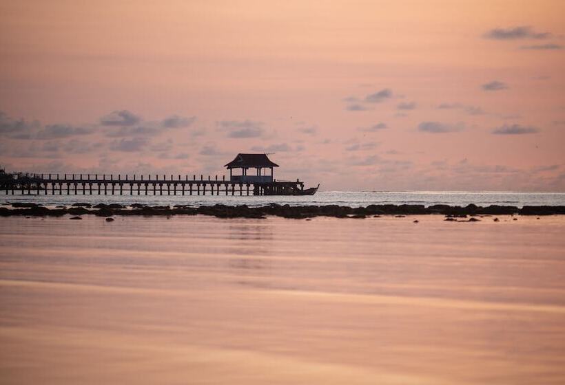 Bintan Exotica Resort By Waringin Hospitality