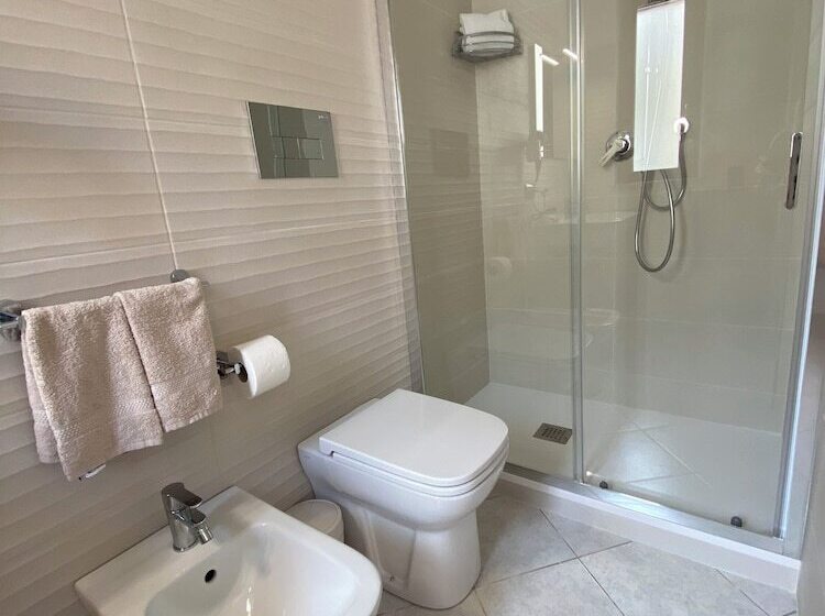 تختخواب و صبحانه Scala Dei Turchi Palace Suites