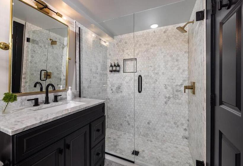 مبيت وإفطار Victoria 1883