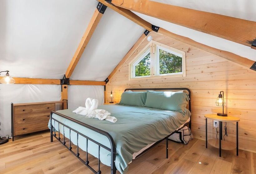 Cedar Creek   Glamping In The Ozarks!
