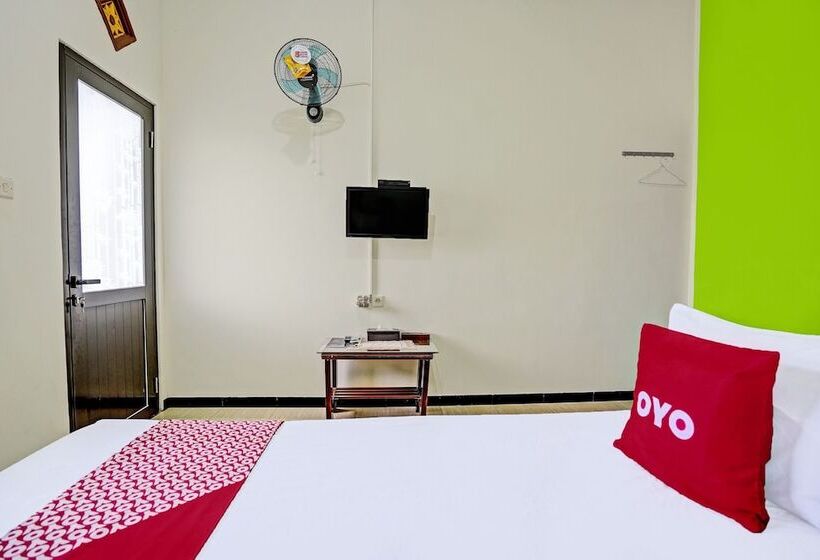 فندق D'jamus Resort Telaga Ngebel By Oyo