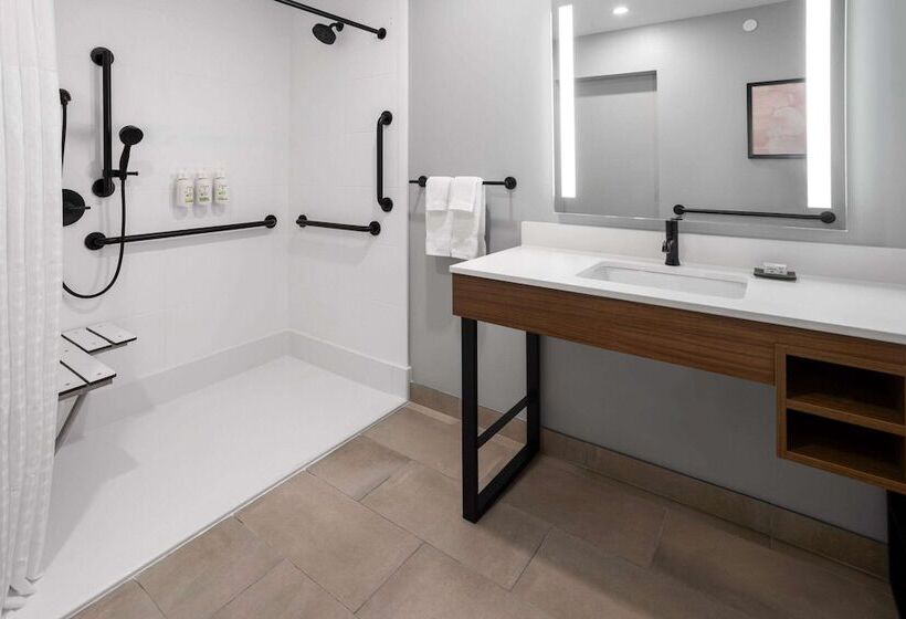 Отель Hawthorn Extended Stay By Wyndham Williston Burlington