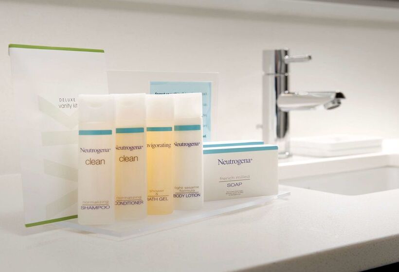 هتل Home2 Suites By Hilton Huntsville Village Of Providence