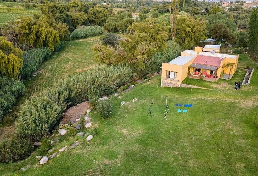 هتل Loma Puskana Casas