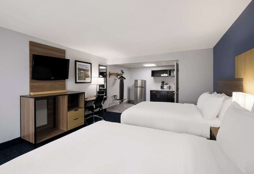 בית מלון כפרי Surestay Plus By Best Western Pigeon Forge