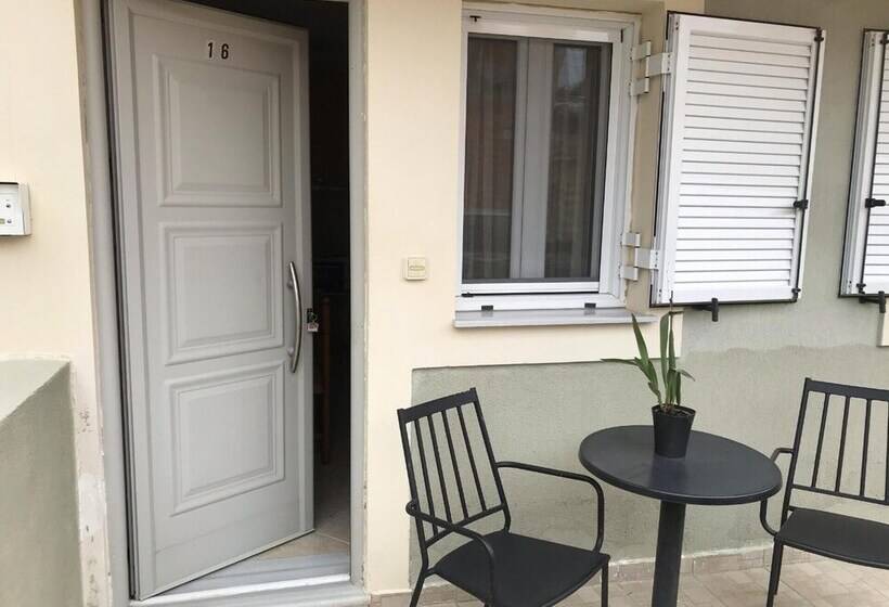 اقامتگاه Argostoli Port Studio 3 Person