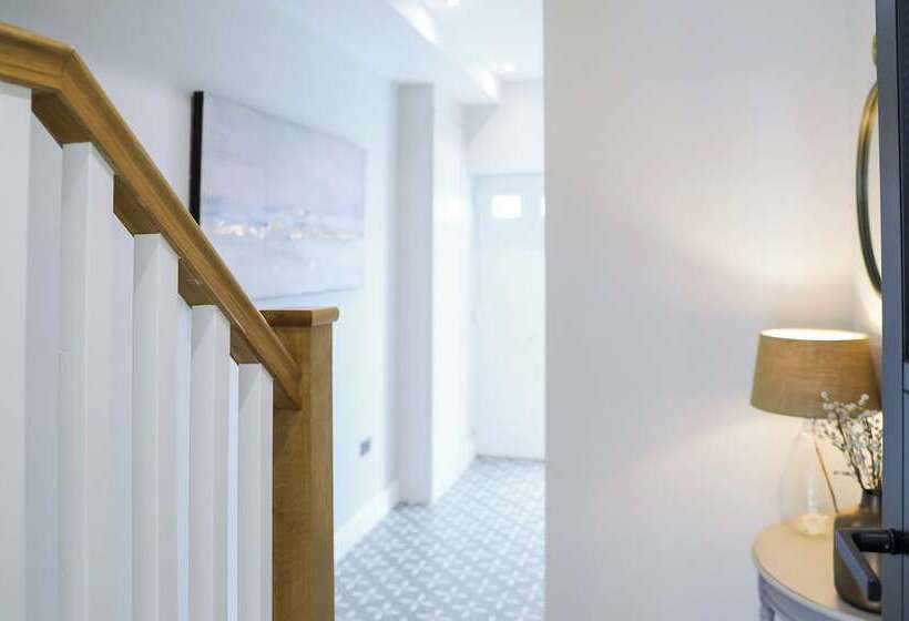 إقامة Spa Like Bathrooms & Luxurious Accommodation