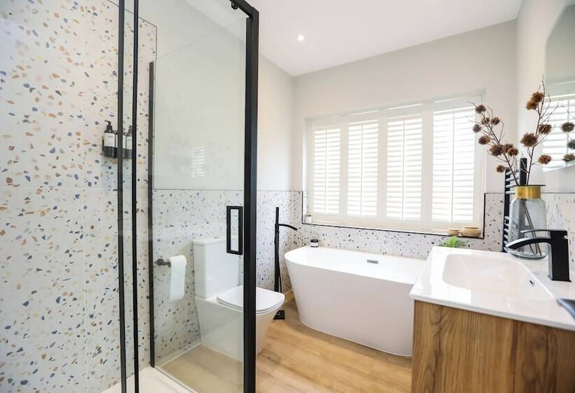 إقامة Spa Like Bathrooms & Luxurious Accommodation