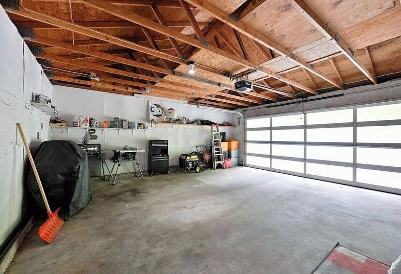 Silver Lake Chalet