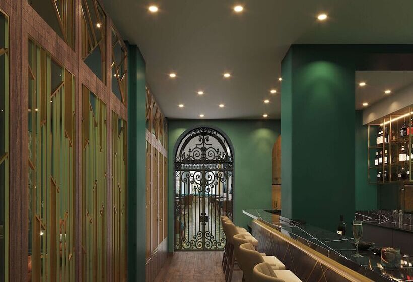 Baron Amédée Armand Hotel & Spa Marseille Mgallery