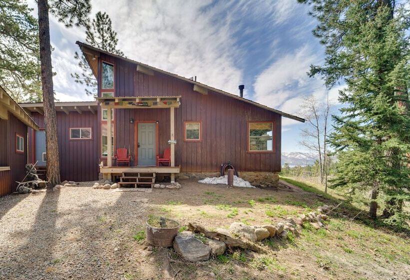 Bayfield Cabin W/ Hot Tub & Striking Mountain View