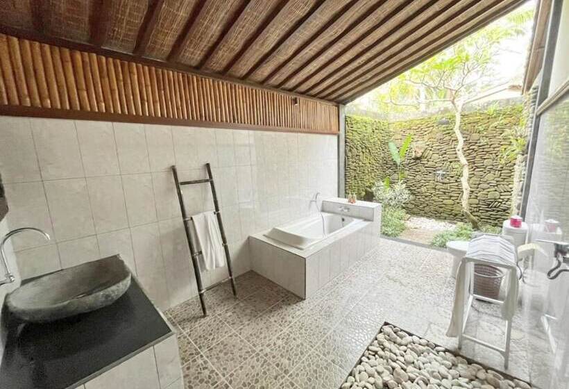 住宿加早餐  Intan Villa & Suite Ubud
