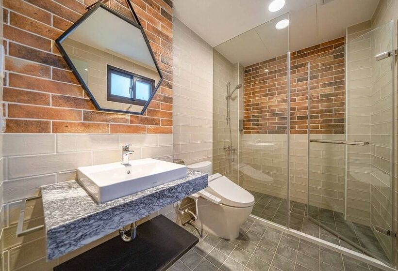 تختخواب و صبحانه 歐堤斯旅店 Otis Inn 花蓮民宿2531 2541 2555 2556號