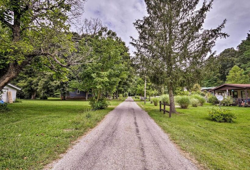 Cottage W/ Yard + Grill ~ 21 Mi To Hocking Hills!