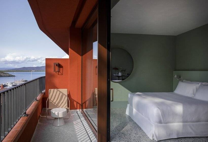 簡易ホテル La Roqqa