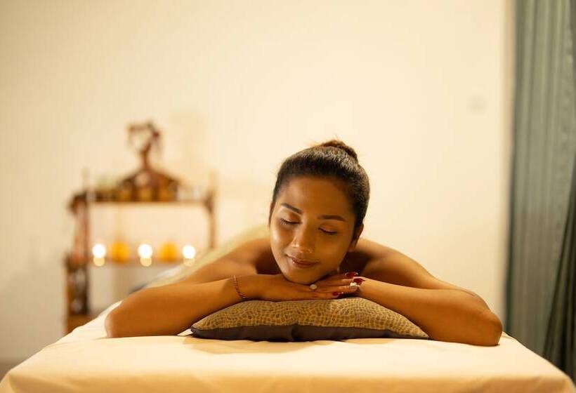 호텔 Mere Sea View Resort & Spa Nusa Penida