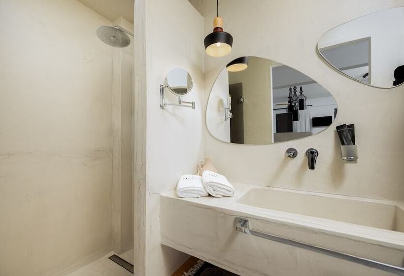 酒店 Mneme Suites & Villas