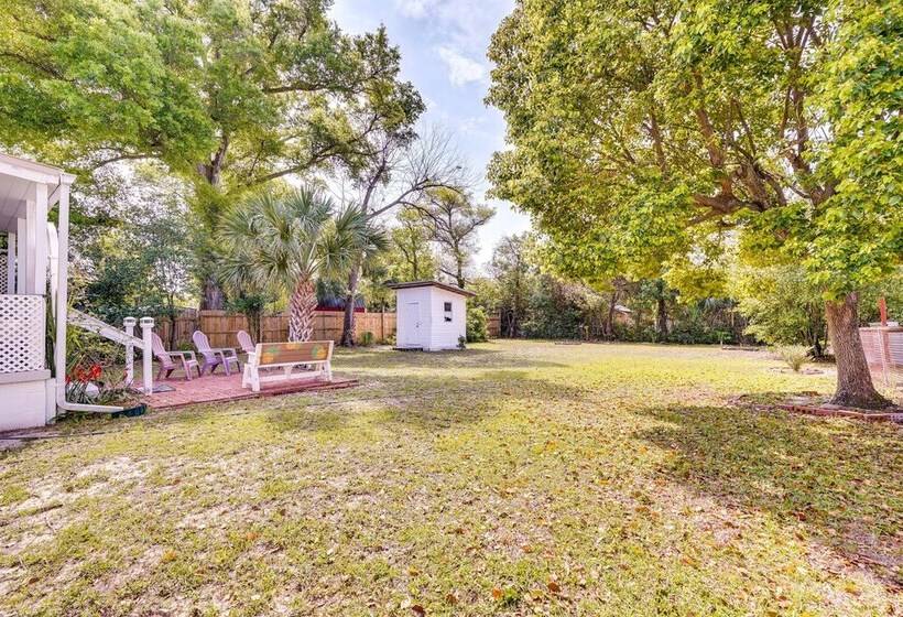 Lovely Panama City Cottage: Walk To Bayside Beach!