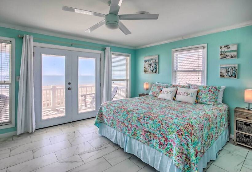 Marvelous Oceanfront Home W/ Stunning Views