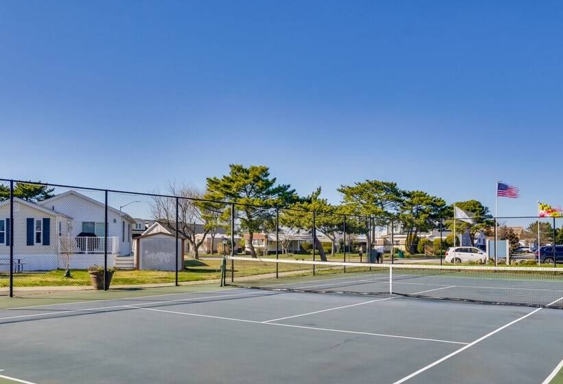 Ocean City Home W/ Pool Access: Near Park & Beach!