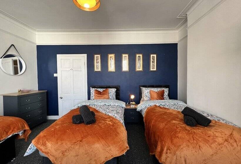 اقامتگاه Captivating 2bed House In Southend Pet Friendly!