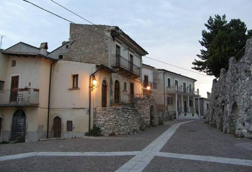 レジデンス Immaculate 2 Bed House