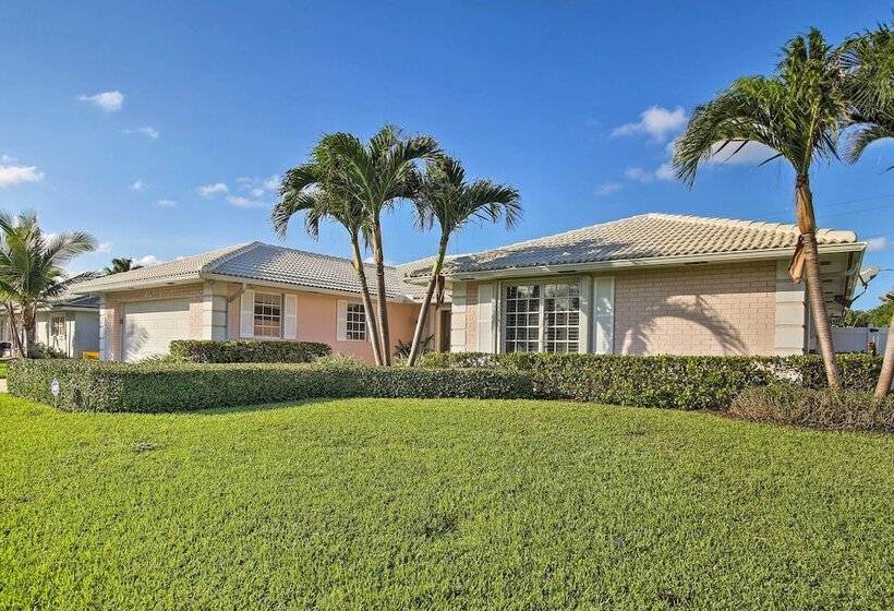Riviera Beach Home W/ Pool   Walk To Beaches!