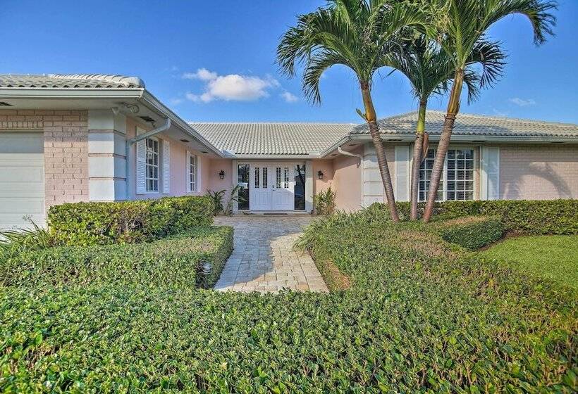 Riviera Beach Home W/ Pool   Walk To Beaches!